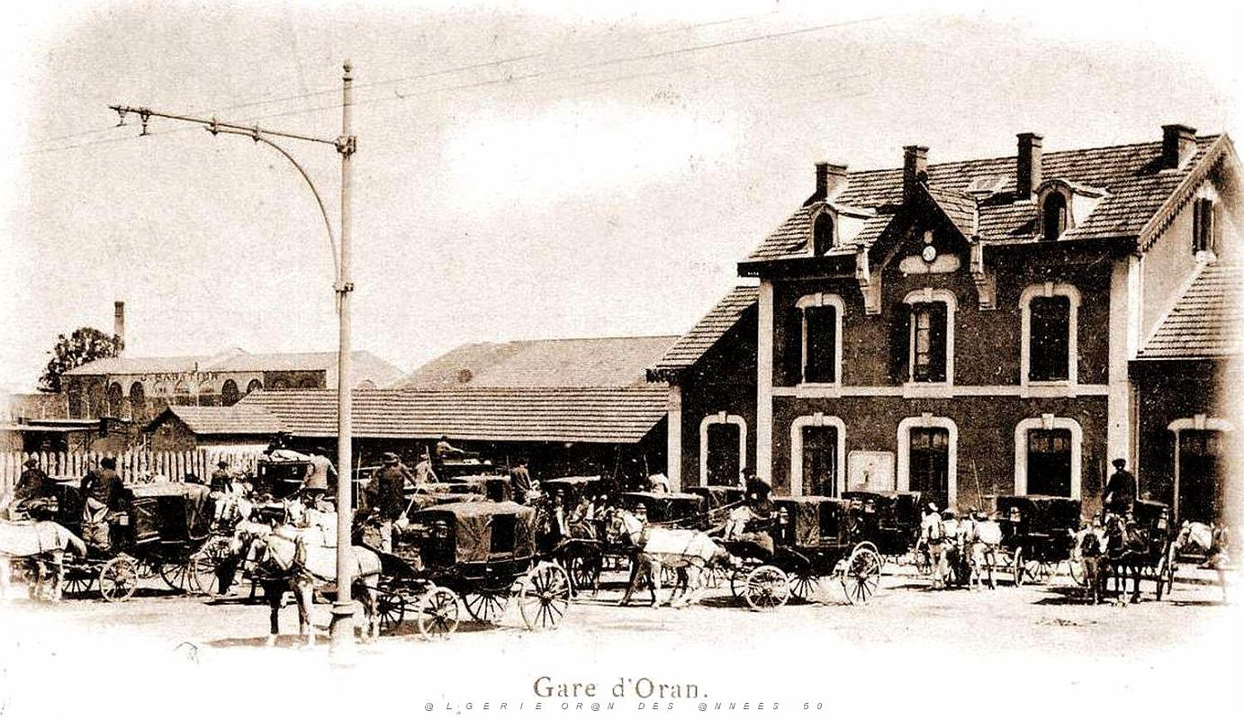 Oran - Ancienne Gare pres de Delmonte.JPG